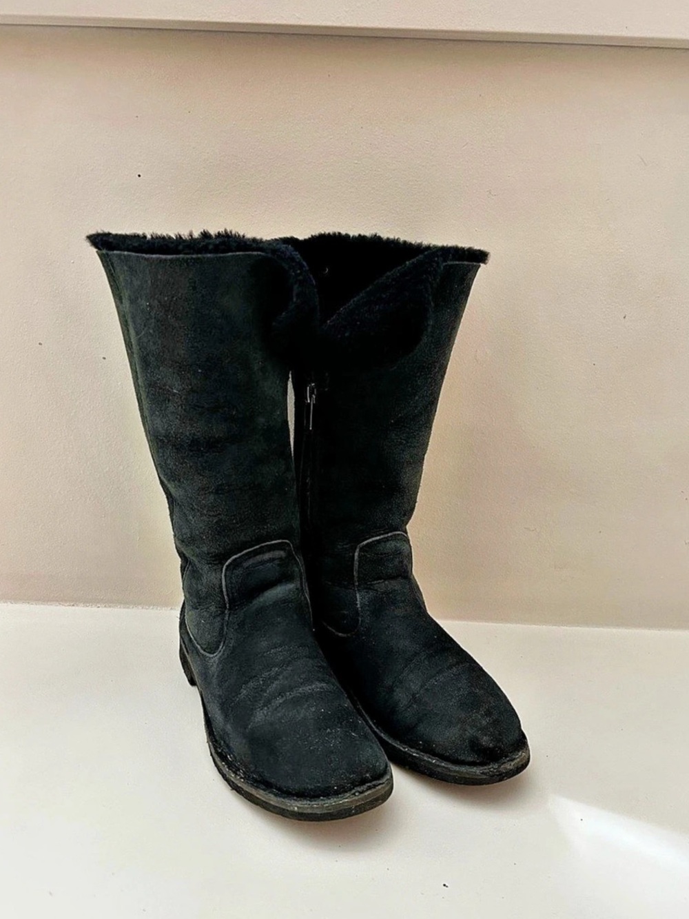 UGG Knightsbridge Tall Suede Boots Black US 5